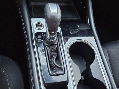 Used 2023 Nissan Altima 2.5 SV image 12