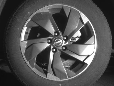 Used 2025 Nissan Rogue SV image 14