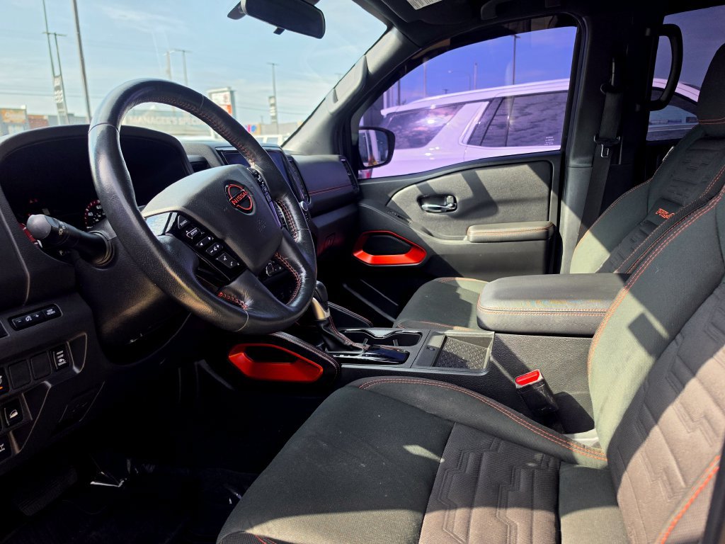 Used 2023 Nissan Frontier PRO-4X w/ Pro Convenience Package AWD/4WD image 8