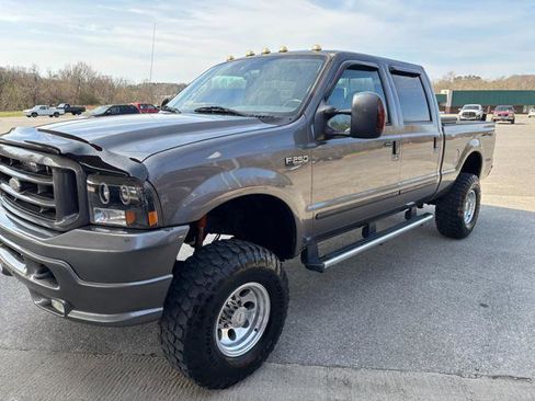 Used 2004 Ford F250 XLT image 6
