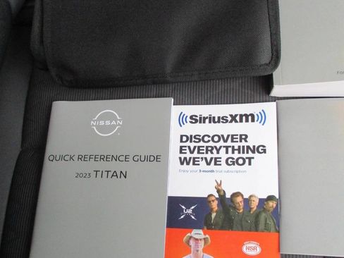 Used 2023 Nissan Titan S image 29