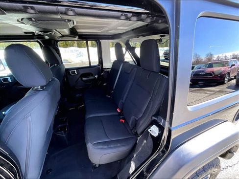 Used 2020 Jeep Wrangler Unlimited Sport S image 15