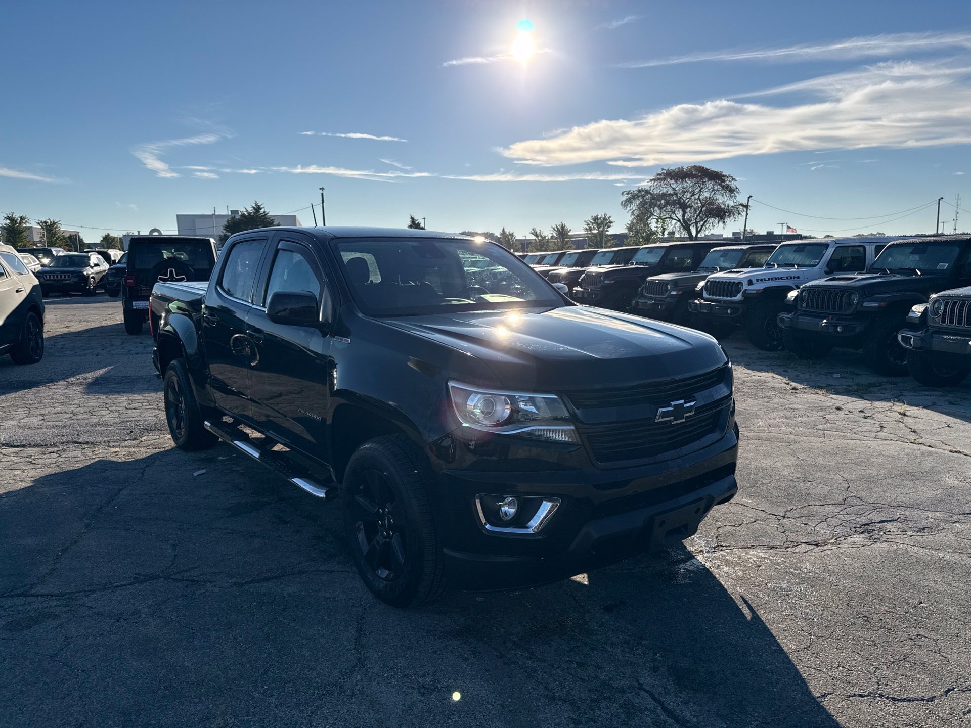 Used 2016 Chevrolet Colorado LT w/ Midnight Edition AWD/4WD image 4