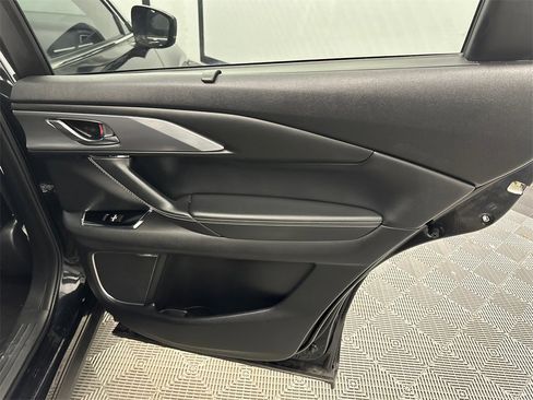 Used 2022 MAZDA CX-9 Grand Touring image 18
