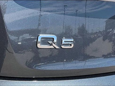 Used 2022 Audi Q5 2.0T Premium Plus w/ Premium Plus Package image 32