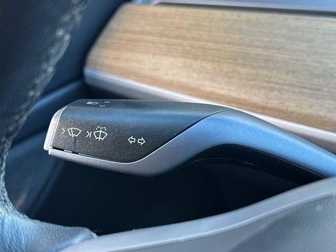 Used 2020 Tesla Model 3 Long Range AWD/4WD image 31