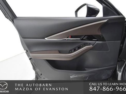 Used 2025 MAZDA CX-30 2.5 Turbo w/ Premium Plus Pkg image 30