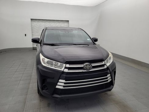Used 2018 Toyota Highlander LE image 14