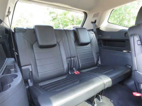 Used 2019 Volkswagen Atlas SEL Premium AWD/4WD image 17