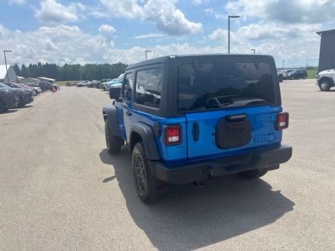 Used 2026 Jeep Wrangler Sport AWD/4WD image 5
