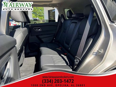 Used 2026 Nissan Rogue Platinum w/ Platinum Premium Package AWD/4WD image 12