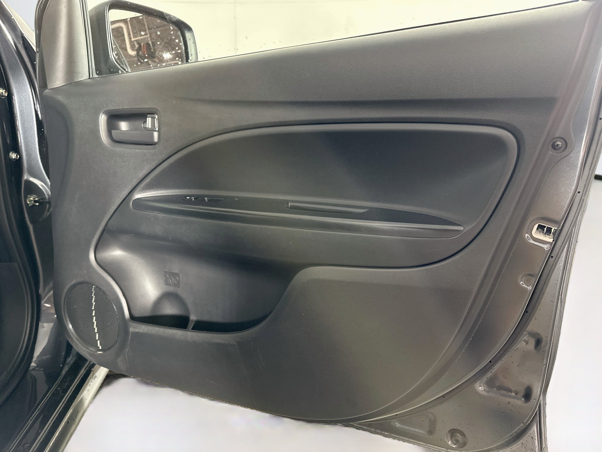 Used 2024 Mitsubishi Mirage ES FWD image 29