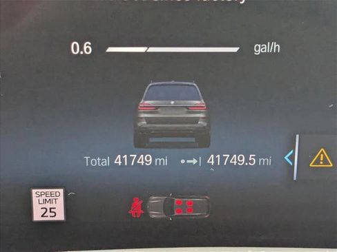 Certified 2023 BMW X7 M60i w/ Executive Package image 11