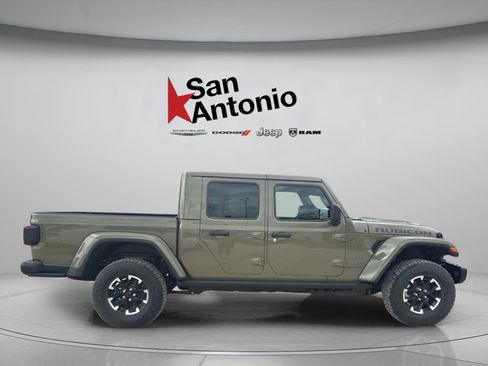 New 2026 Jeep Gladiator Rubicon AWD/4WD image 9