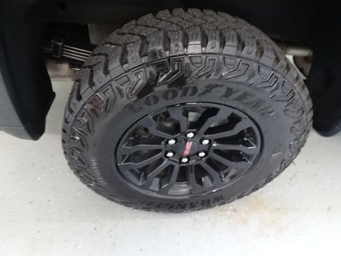 Certified 2023 GMC Sierra 1500 AT4X AWD/4WD image 30