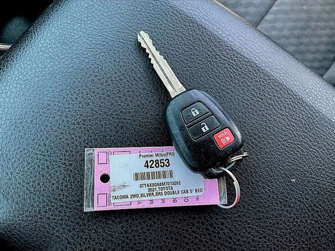 Used 2021 Toyota Tacoma SR5 image 10