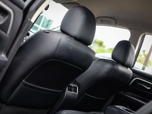 Used 2018 Nissan Altima 2.5 SL FWD image 44