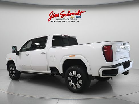 Used 2024 GMC Sierra 2500 Denali w/ Denali Reserve Package AWD/4WD image 4