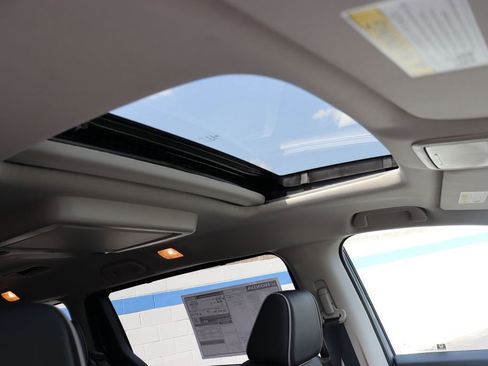 Certified 2026 Honda Odyssey Elite image 28