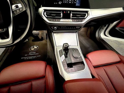 Certified 2023 BMW 430i xDrive Convertible w/ Convenience Package image 17