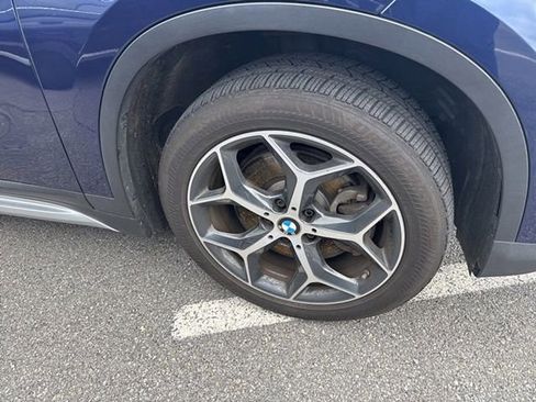 Used 2019 BMW X1 xDrive28i w/ Convenience Package image 4