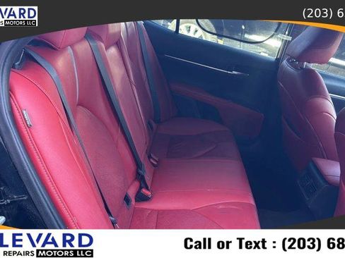 Used 2019 Toyota Camry XSE image 21