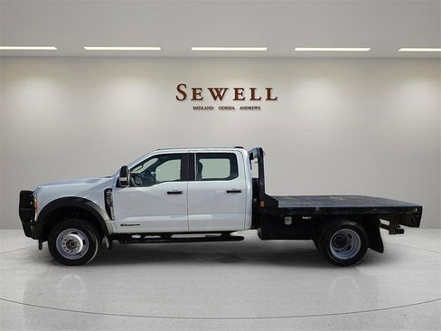 Used 2023 Ford F450 XL image 2