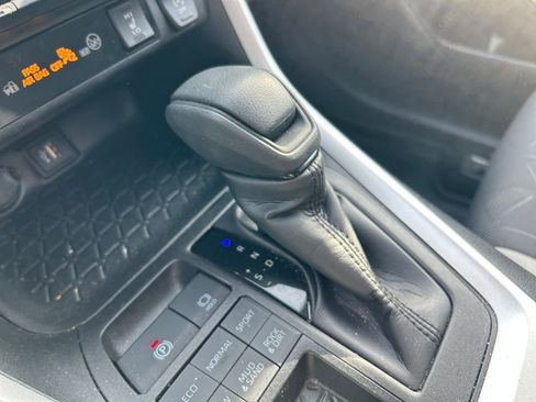 Certified 2024 Toyota RAV4 XLE image 16