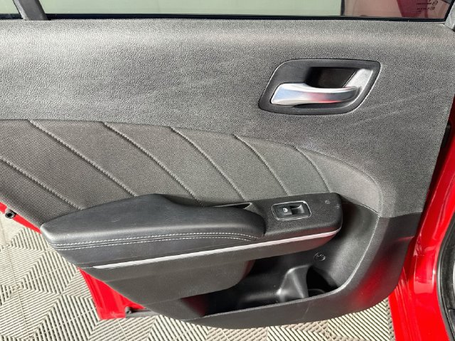 Used 2022 Dodge Charger SXT RWD image 23
