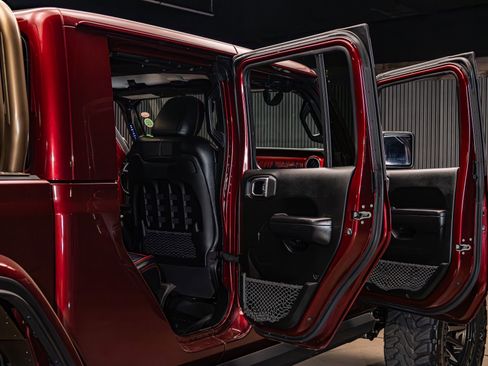 Used 2021 Jeep Gladiator Rubicon AWD/4WD image 33