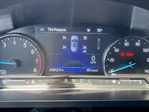 Certified 2023 Ford Explorer XLT w/ Equipment Group 202A AWD/4WD image 12
