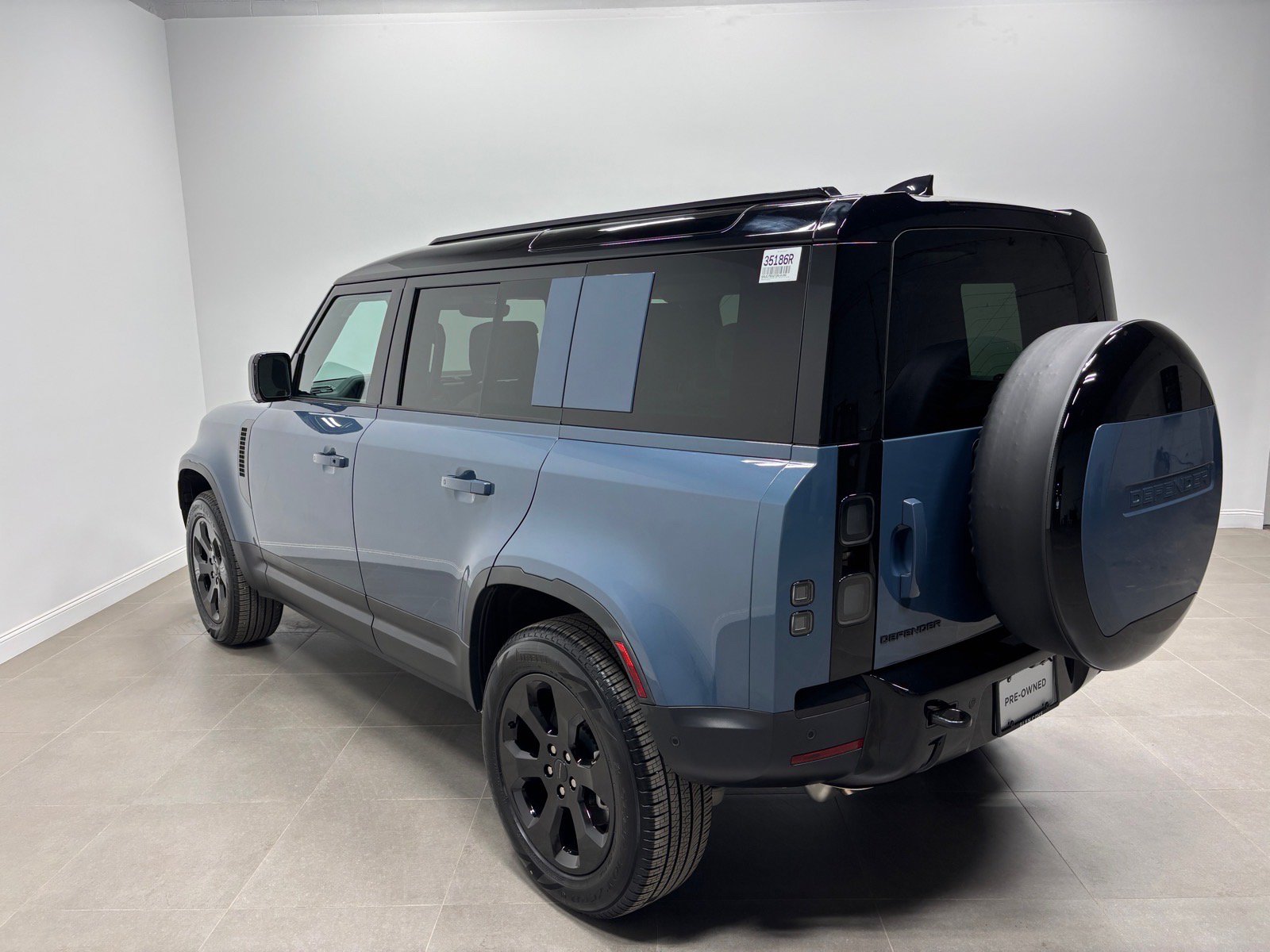 Used 2026 Land Rover Defender 110 S AWD/4WD image 10