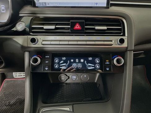 Used 2025 Genesis G70 2.5T w/ Sport Prestige Package image 16