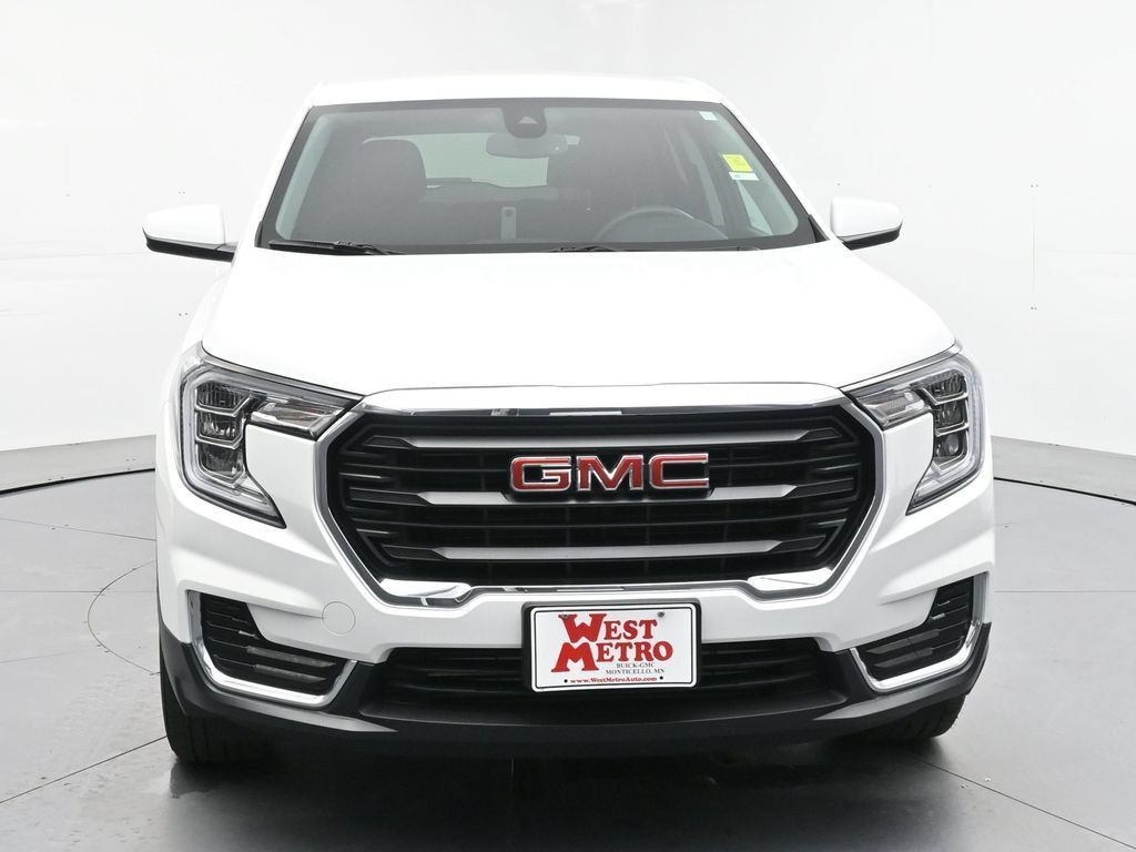 Used 2024 GMC Terrain SLE AWD/4WD image 24