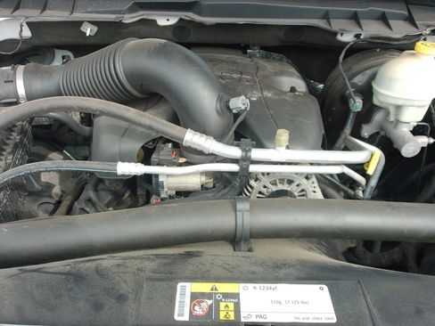 Used 2016 RAM 1500 Big Horn AWD/4WD image 40