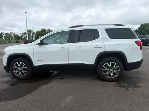 Used 2020 GMC Acadia SLE w/ Driver Convenience Package FWD image 16