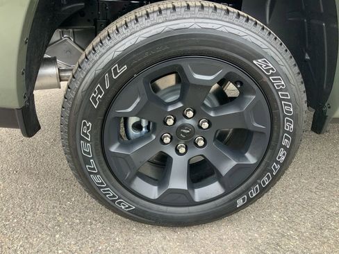 New 2026 RAM 1500 4x4 Crew Cab image 6