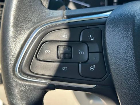Used 2021 Buick Envision Avenir w/ Technology Package II AWD/4WD image 34