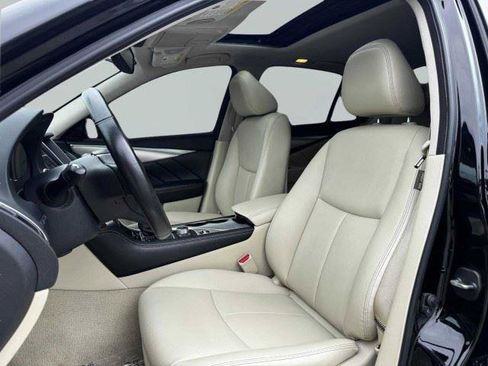Used 2020 INFINITI Q50 Luxe w/ Essential Package (3.0T Luxe) RWD image 17