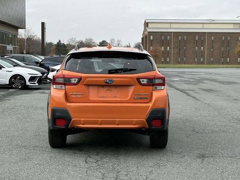 Used 2020 Subaru Crosstrek 2.0i Premium w/ Moonroof Package 1 image 3