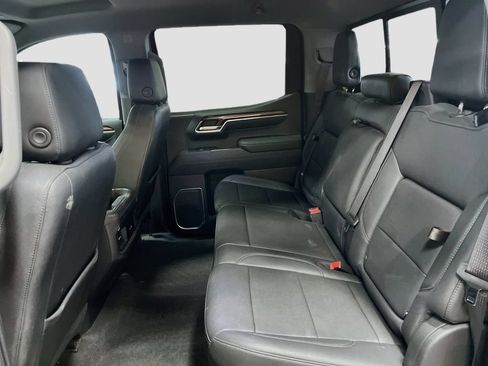 Used 2022 Chevrolet Silverado 1500 LT Trail Boss w/ LT Trail Boss Premium Package AWD/4WD image 25
