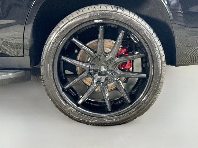 Used 2021 Cadillac Escalade Sport RWD image 36