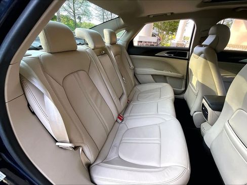 Used 2017 Lincoln MKZ Select w/ Select Plus Package AWD/4WD image 21