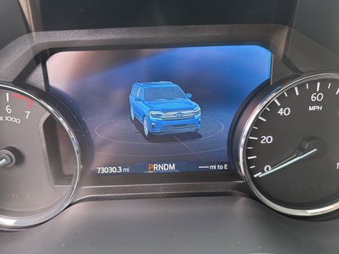 Used 2023 Ford Expedition Limited AWD/4WD image 9