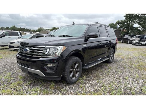 Used 2019 Ford Expedition XLT w/ Equipment Group 202A AWD/4WD image 1