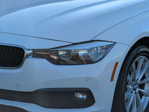 Used 2016 BMW 320i Sedan image 11