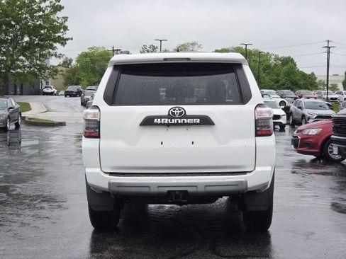 Used 2015 Toyota 4Runner Trail Premium AWD/4WD image 12