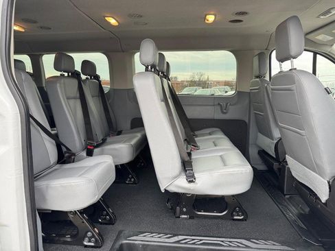 Used 2018 Ford Transit 350 XL image 12
