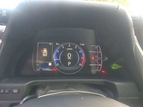 Used 2019 Lexus ES 350 w/ Premium Package image 2