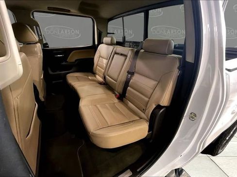 Used 2017 GMC Sierra 2500 Denali w/ Duramax Plus Package AWD/4WD image 15